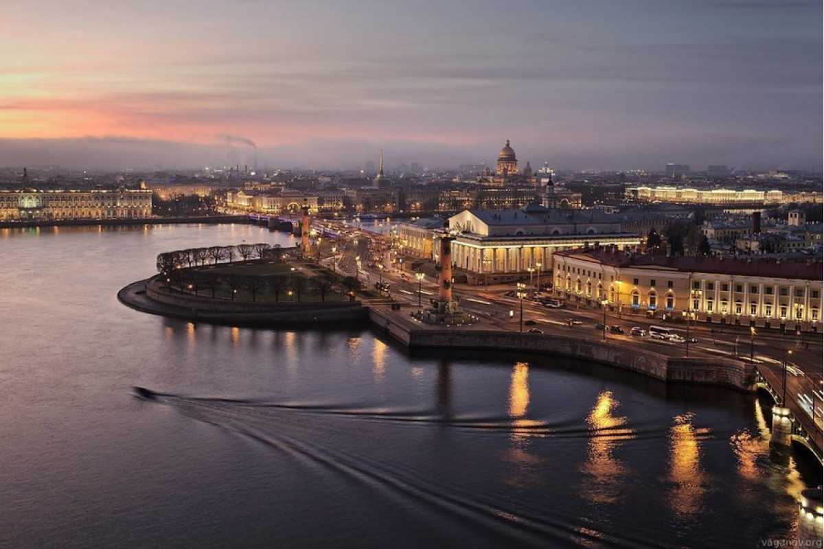 Однодневный Береговой тур по Петербургу - основная программа (10,5 часов)